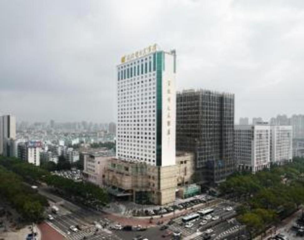 Maison New Century Hotel Ningbo Exterior foto