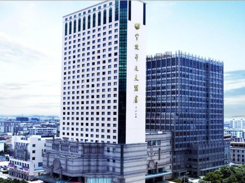 Maison New Century Hotel Ningbo Exterior foto